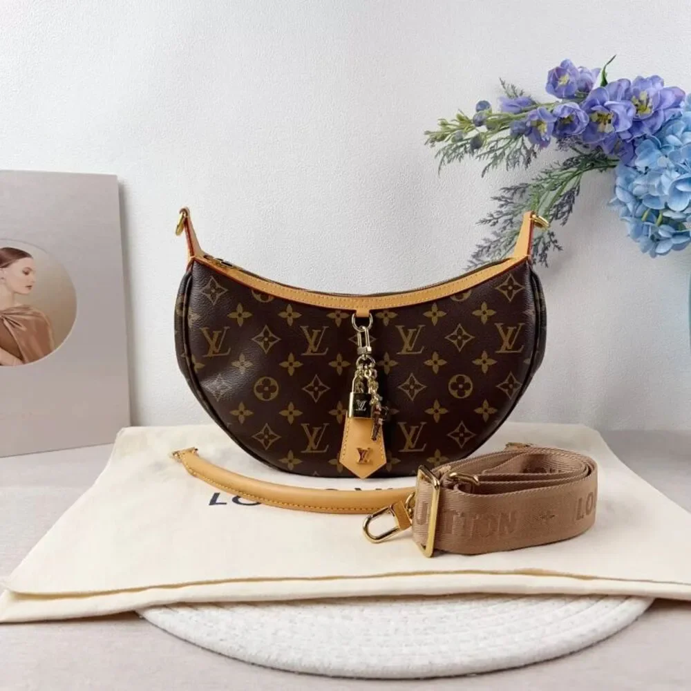 Louis Vuitton Women Pre-Loved Bag Brand New Condition